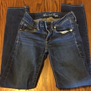American Eagle size 2 skinny stretch jeans